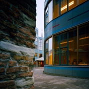 In de steeg doorzicht