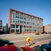 02_ext_met_gele_fietser