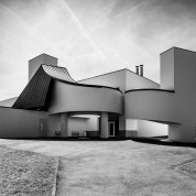 Vitra_Campus_Gehry_006