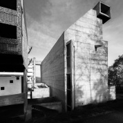 030_corbusier_la_tourette_012