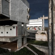 070_corbusier_la_tourette_008-anders