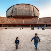 0060_renzo_piano_auditorium_016-f-color