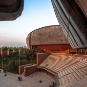 0160_renzo_piano_auditorium_054