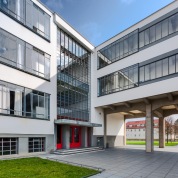 050_Bauhaus_Dessau_Walter_Gropius_016
