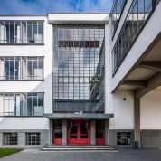 060_Bauhaus_Dessau_Walter_Gropius_028