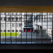 070_Bauhaus_Dessau_Walter_Gropius_089