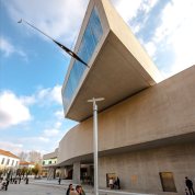 hadid_maxxi_017-crop