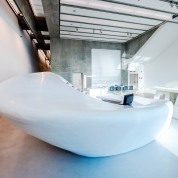 hadid_maxxi_033-f-ret